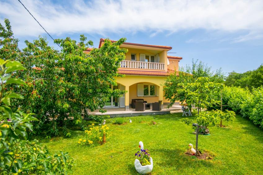 Villa "Mile" mit beheiztem Pool, Grill und Terrasse - foto 4