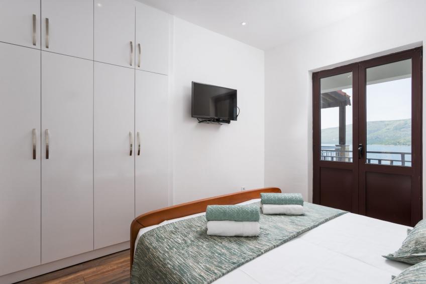 Seaside Villa Lara mit beheiztem Swimmingpool - foto 18