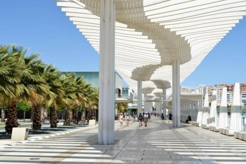 CT 377 - Faro's Malaga Citycenter - Refino Apartment - Rooftop Pool - foto 16