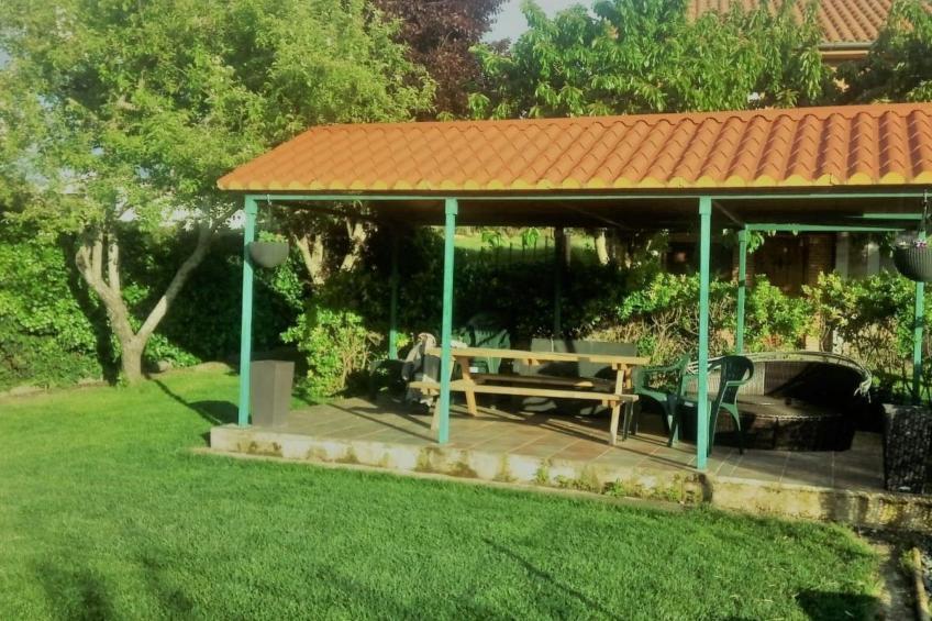 Sehr gepflegtes Ferienhaus im typisch spanischen Stil mit Garten, zwei Terrasse - foto 5