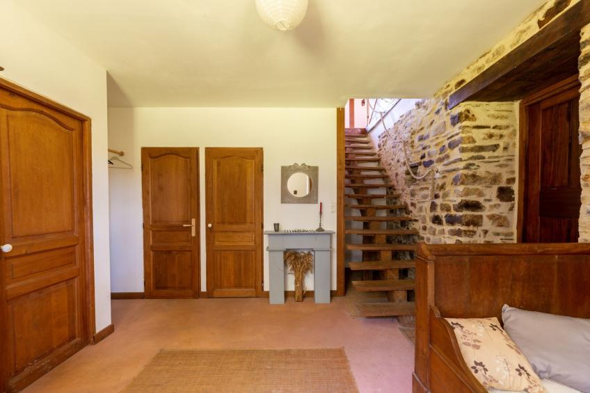 Ancien moulin à eau rénové au bord d'un étang privé - foto 11