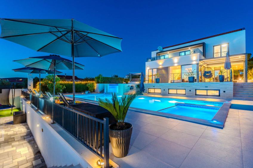 Beautiful villa Lara in Vrana with pool - foto 19