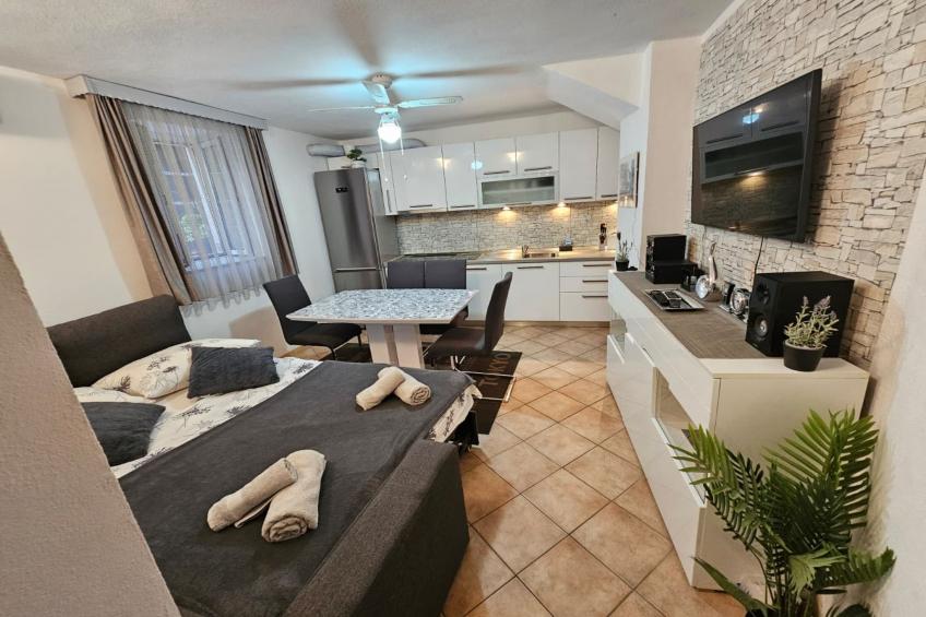 Apartments Diadora - Studio apartment Stone (ground floor) - foto 5