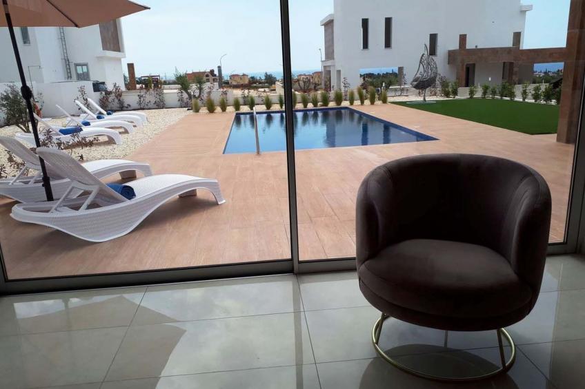 Luxuriöse Villa mit 4 Schlafzimmern, Pool und Whirlpool - foto 19