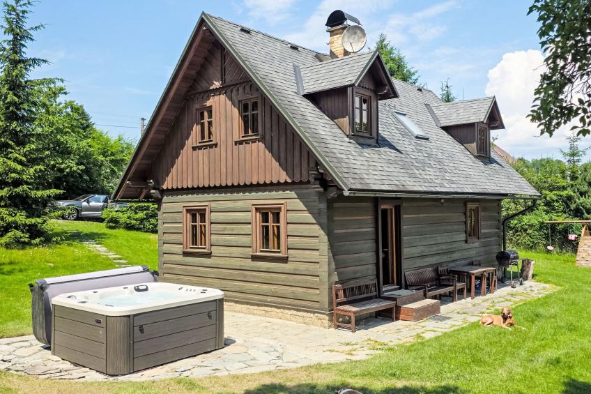 Timber Lodge with Sauna