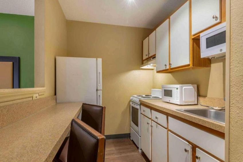 2 Queen Beds | Suite, Non-Smoking, Micfridge - foto 6