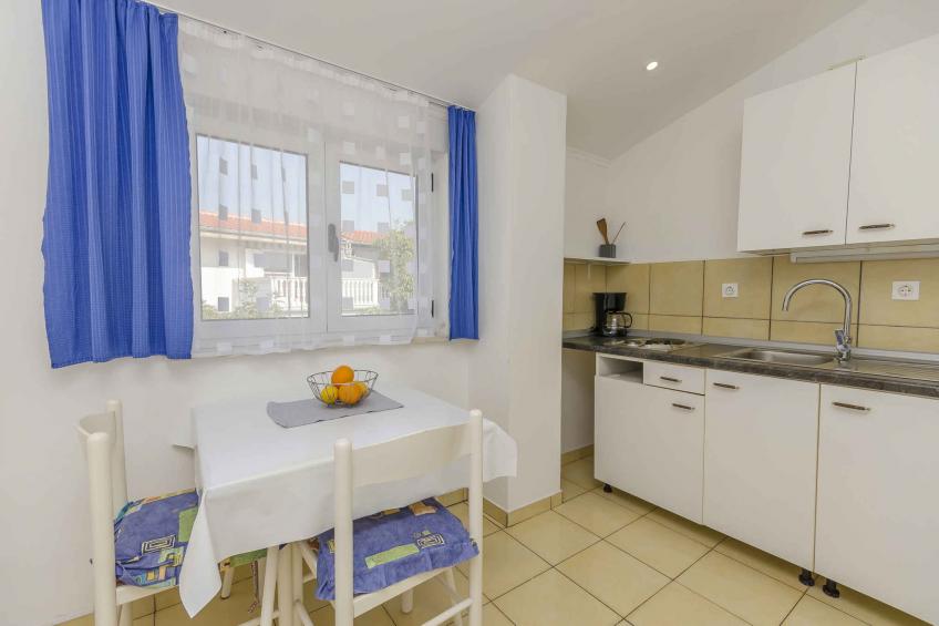 Holiday apartment with balcony and sea view - BF-PWYRN - foto 8