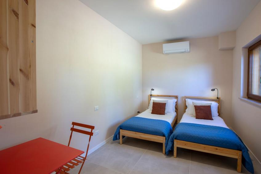 Neue Wohnung mit 2 Zimmern, Veranda und Pool - foto 17