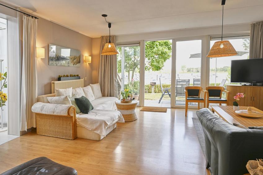 Aan de oever - foto 15