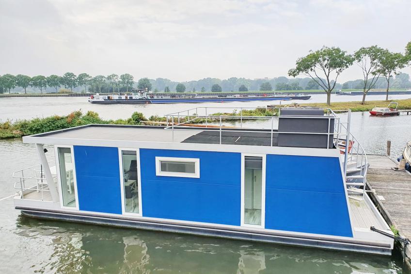 Harbor lodge+ with roof terrace and balcony (4-6 pers) Amsterdam