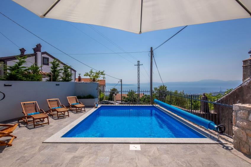 Villa LETICIJA - Luxusvilla mit beheiztem Pool, Sauna, Fitness & Grillplatz in - foto 8