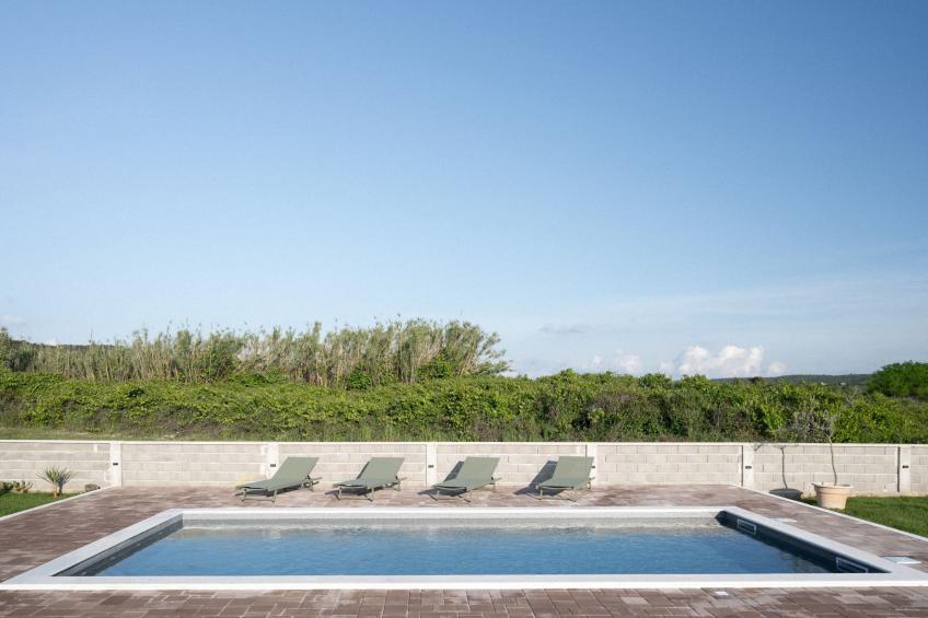 Three-Bedroom House - foto 26