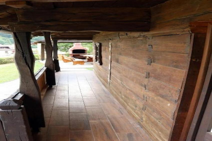 Tradicionalna Zagorska drvena kuća Stara murva  - Three Bedroom Holiday Home  with Patio - foto 3