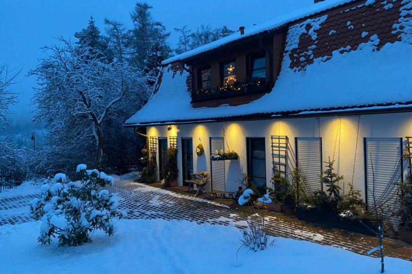 Geräumige Wohnung in Bad Elster mit Terrasse, Garten und Grill - foto 12