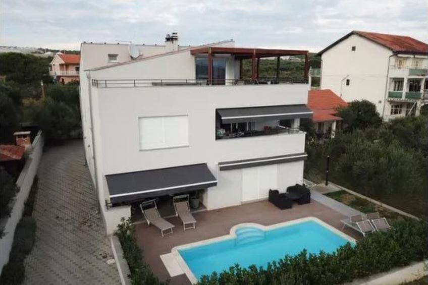 Komfortable Wohnung mit privatem Jacuzzi - foto 12