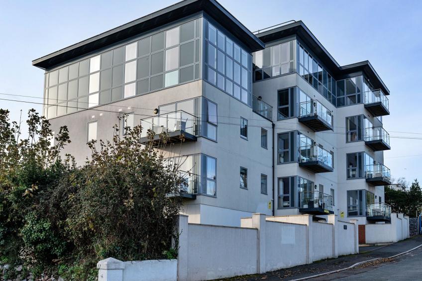 Number 10, Montpellier Apartments - foto 29