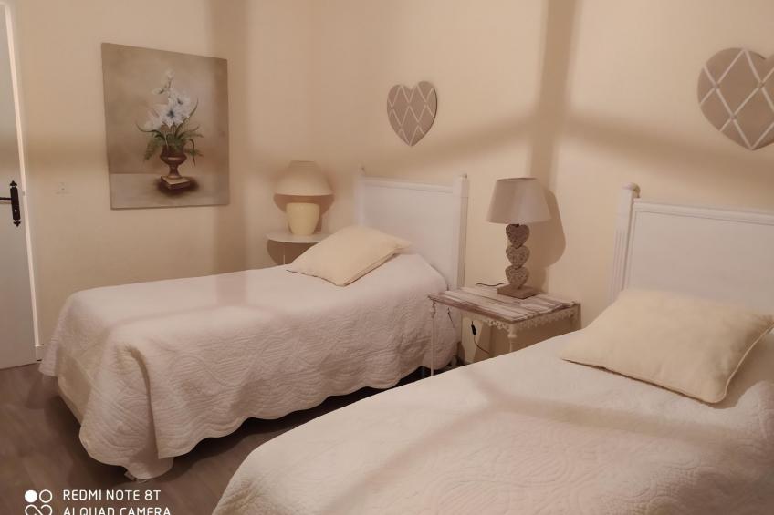 Schöne provenzalische Villa Les Carlets mit Pool - foto 32