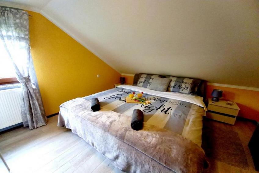 Matan House - Two Bedroom Holiday Home with Hot Tub - foto 15