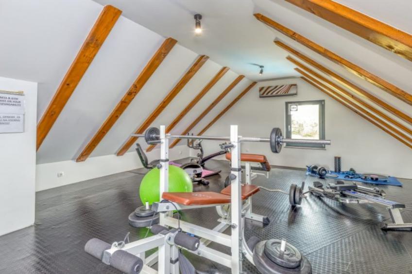 Four Bedroom Holiday House Mali Raj with Pool - foto 40