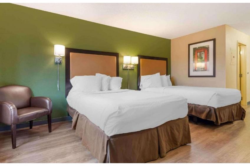 2 Full Beds | Non-Smoking, Kitchen - foto 2