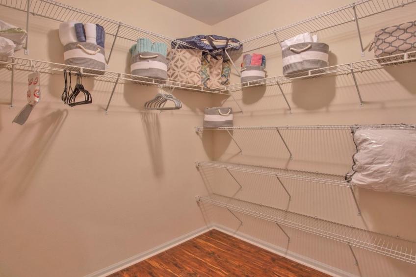 Neu renoviert in geschlossener Wohnanlage, erschwinglich - nur wenige Minuten v - foto 10