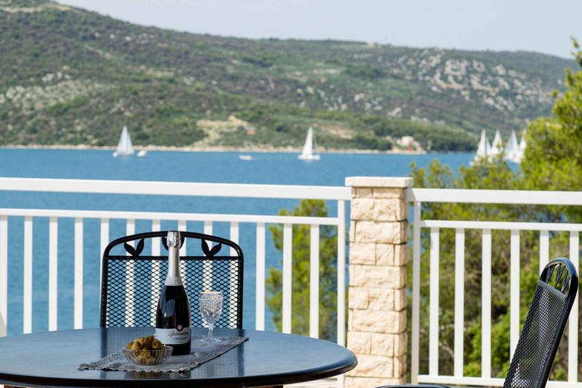 Holiday home with pool, with sea view - BF-GWZNZ - foto 7