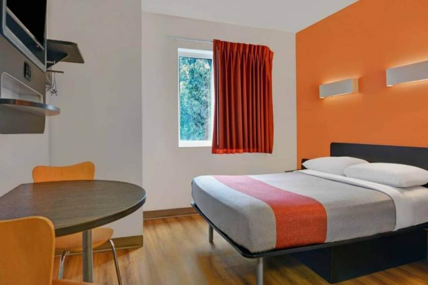 1 Full Bed  Micfridge - foto 10
