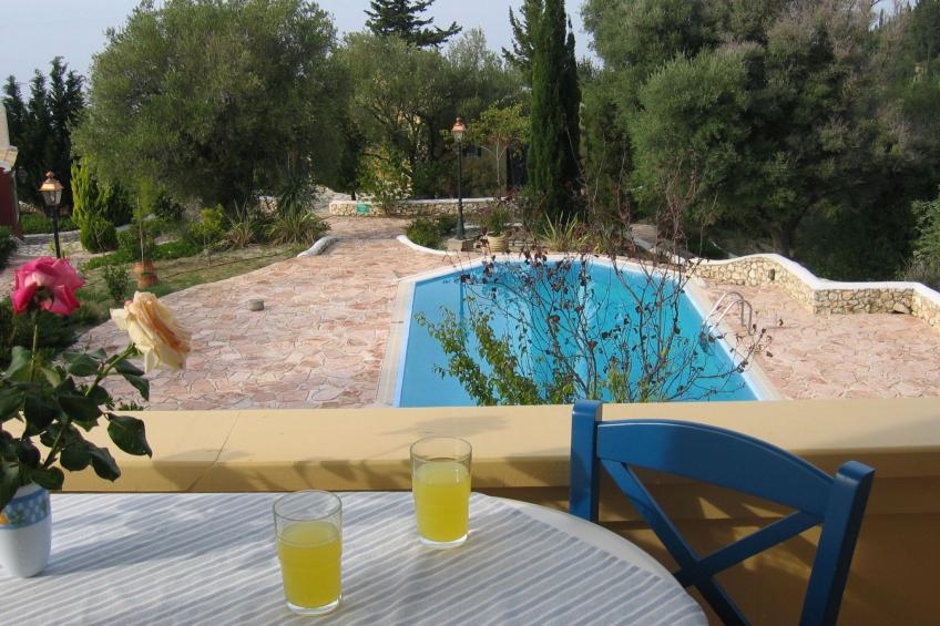 Wohnung mit gemeinsamem großen Pool und Kinderbecken