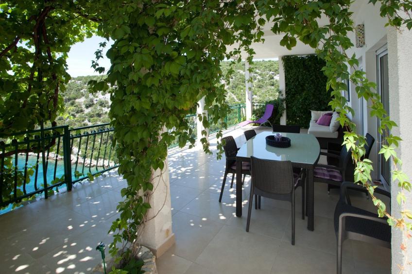 Wonderful Visinisce Apartments with Terrace and Sea Views - Standard Two Bedroom Apartment  (Owner 1) - foto 37