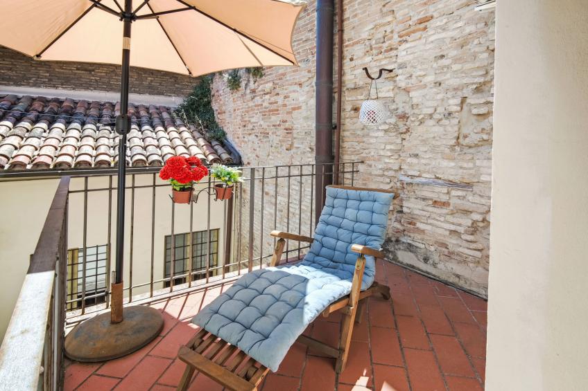 Dimora storica del 1400 con balcone - foto 38