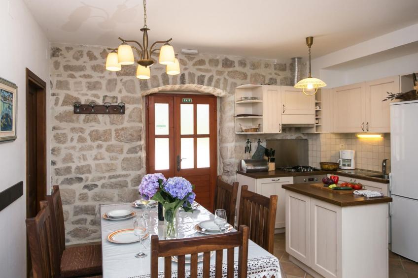 Stilvolles Ferienhaus mit Terrasse und Pool in ländlicher Lage in der Nähe von - foto 12