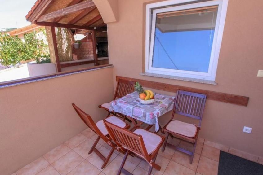 Appartement mit Balkon