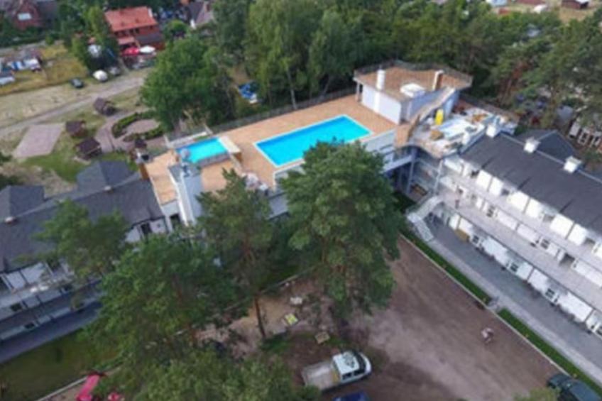 "Apartment 18B" mit Schwimmbad - foto 2