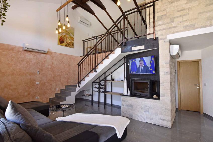 Holiday home with pool by the sea for 10 people - BF-R3KDV - foto 10