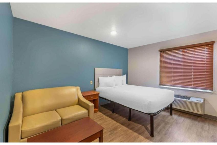 1 Queen Bed | Non-Smoking, Kitchen - foto 19