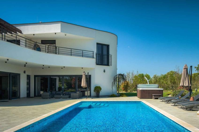 Villa mit Klimaanlage und Pool - BF-VK8ZT - foto 5