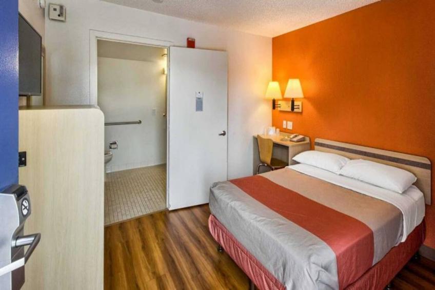 1 Queen Bed - foto 6