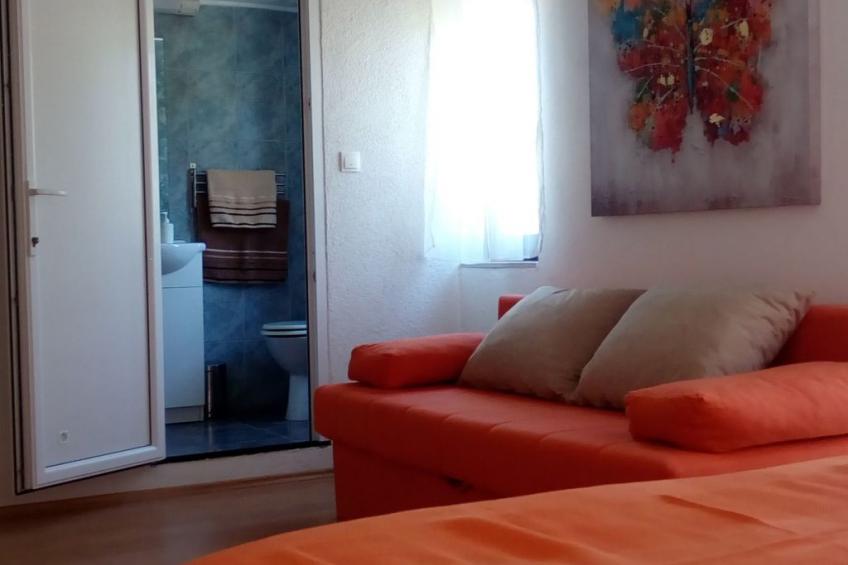 in Pavićini mit Grill, Terrasse und Garten - foto 27