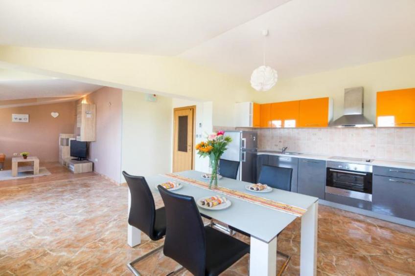 Apartments Marina - One bedroom apartment with terrace - foto 8