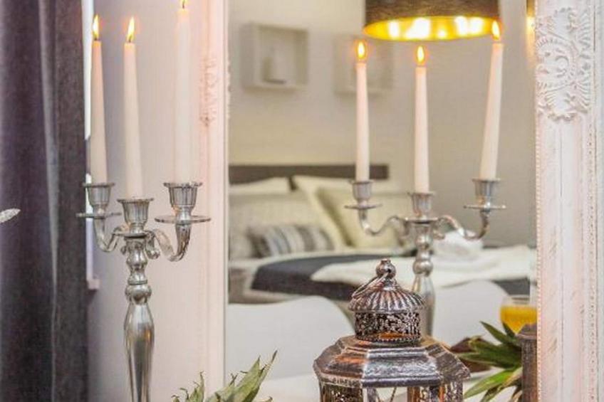 Charming Villa with Outdoor Pool, BBQ, and Sun Deck in Tranquil Kaštela Area - Five bedroom Villa - foto 17