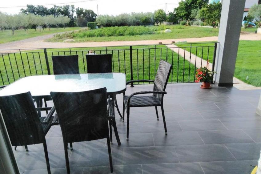 mit Terrasse, Grill und Garten - foto 26