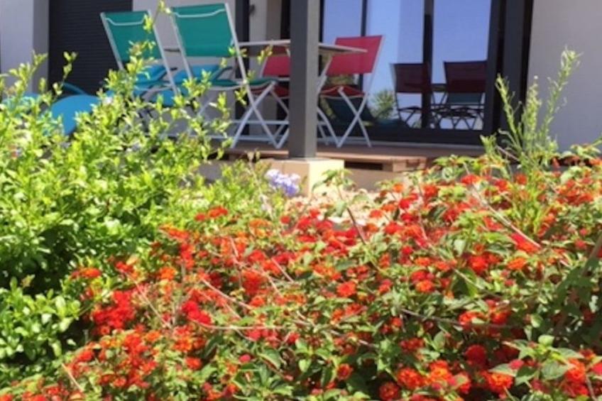 Unabhängige Unterkunft mit Meer- und Poolblick - foto 11