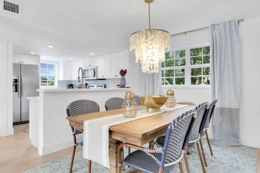 Schönes Stadthaus, nur wenige Schritte vom Strand entfernt - foto 6