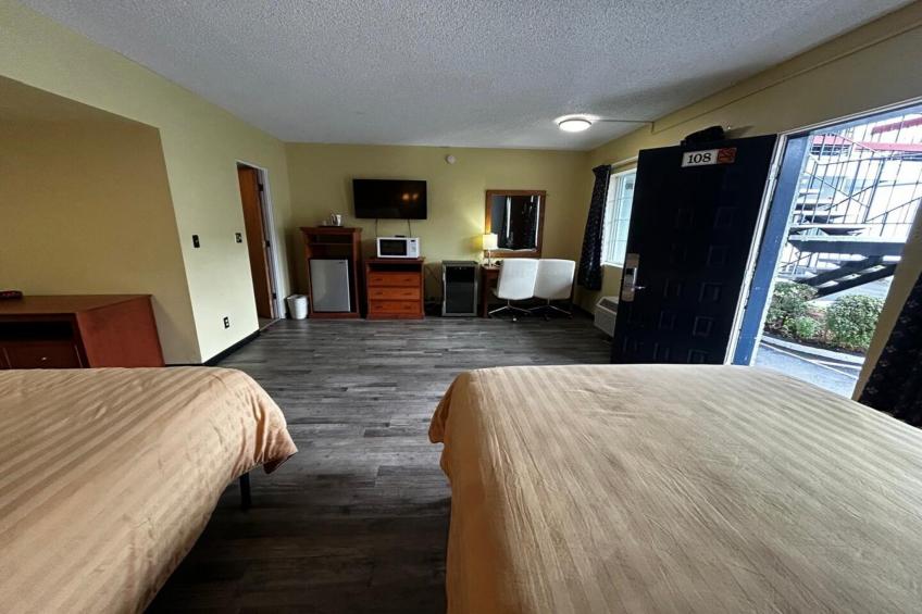 2 Queen Beds Non-Smoking - foto 2