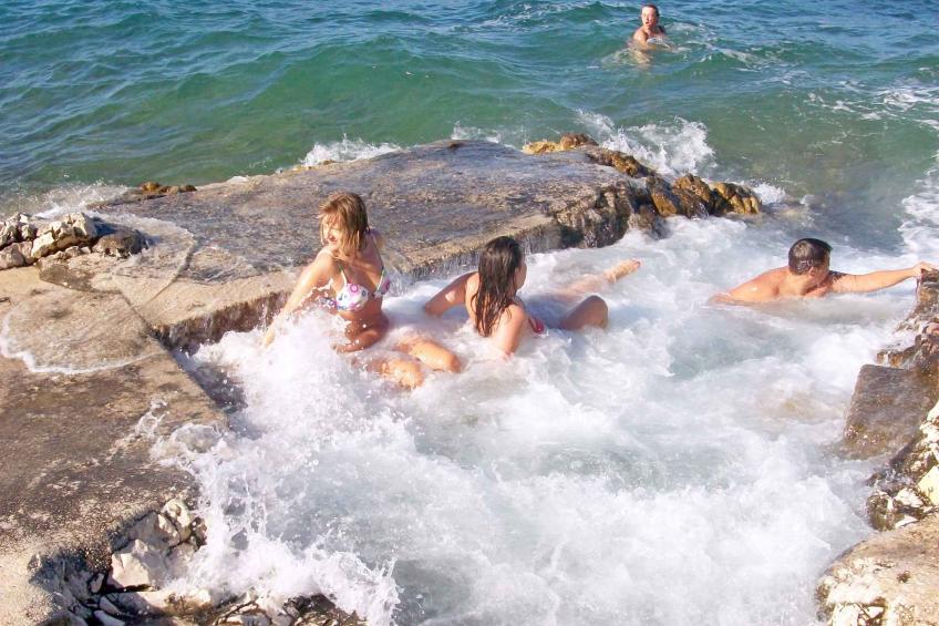 Holiday apartment with air conditioning, balcony and sea view in Slatine - BF-9GZB3 - foto 35