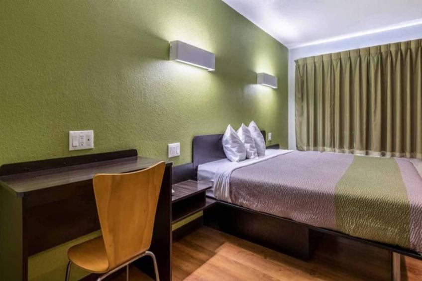 1 QUEEN BED  NON-SMOKING - foto 13