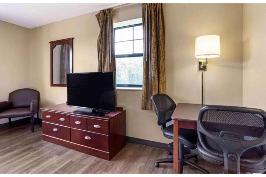 2 Full Beds | Non-Smoking, Kitchen - foto 21