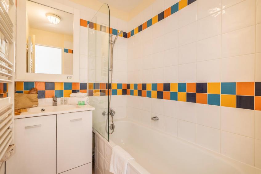 Pierre & Vacances Village Pont Royal en Provence Apartment 8 people - 2 bedrooms + 1 sleeping alcove - Balcony - foto 8