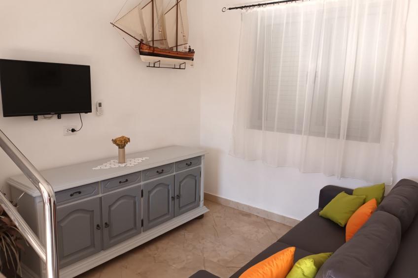 Gesamtes Ferienhaus in Sumartin mit Privatem Pool - foto 26