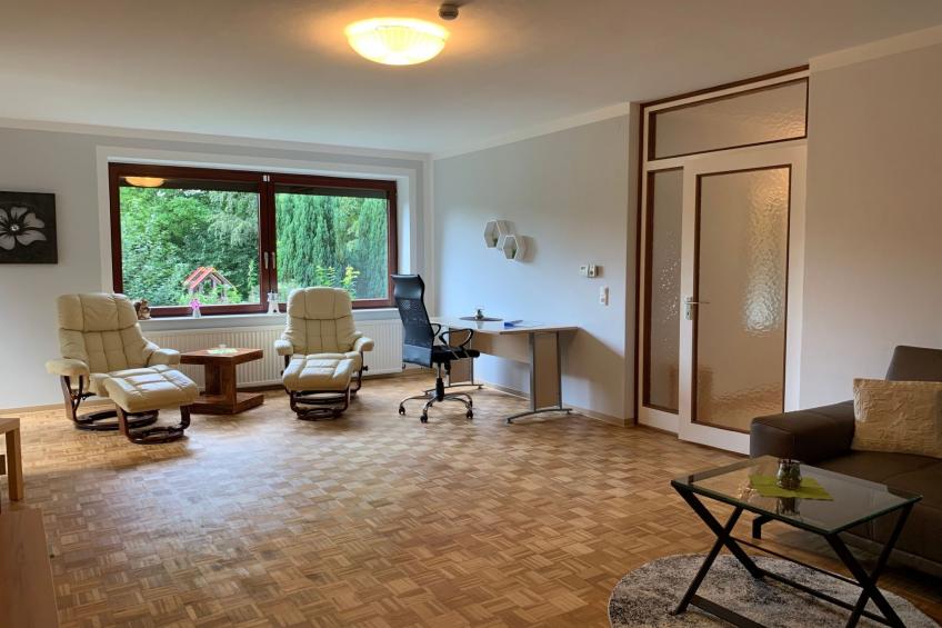 Elbe-Ferienwohnung mit Terrasse nah am Zentrum